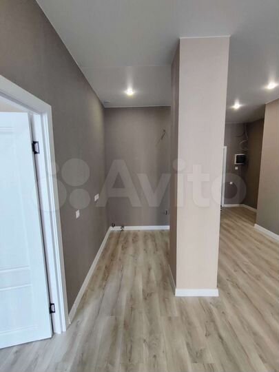 2-к. квартира, 54 м², 1/9 эт.