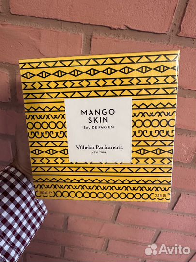 Mango skin