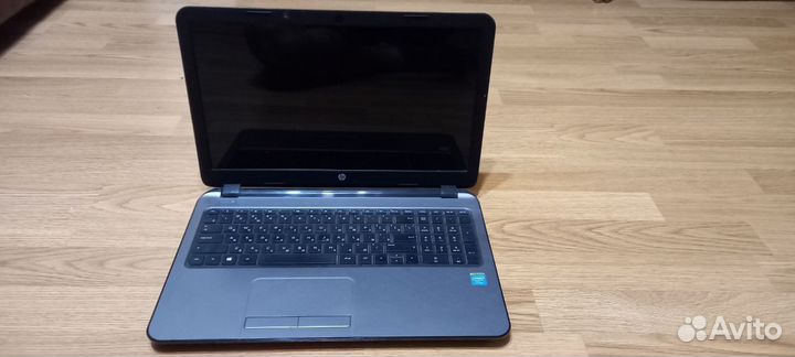 Ноутбук HP-15 r098sr