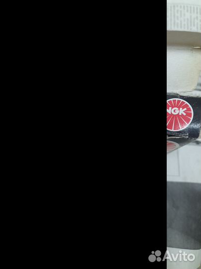 Свечи оригинал NGK #14