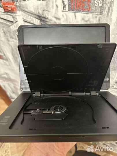 Портативный dvd плеер sony
