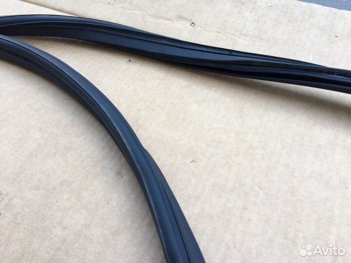 Уплотнитель багажной двери Bmw X5 F15 F85