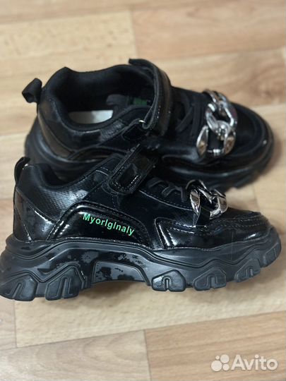 Обувь на девочку