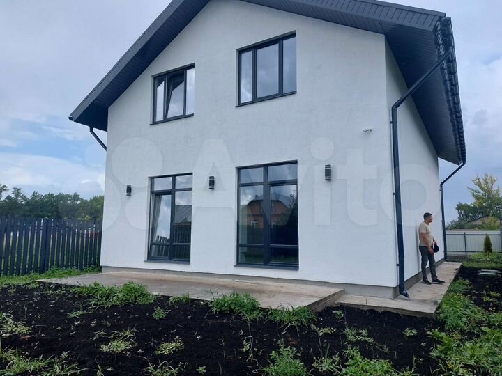 Дом 183,5 м² на участке 6 сот.