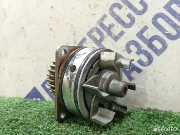 Помпа Nissan Teana J32 седан 3.5 VQ35DE 2008