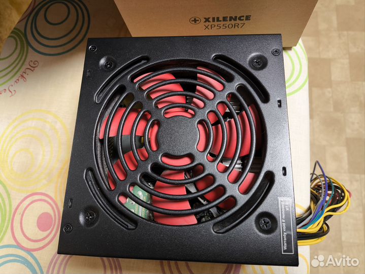 Блок питания xilence 550w XN056