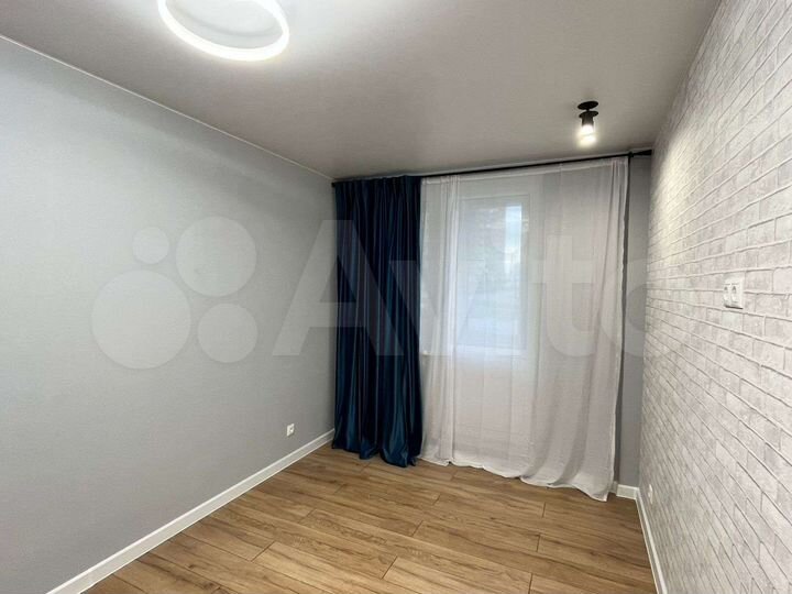 2-к. квартира, 50 м², 1/3 эт.