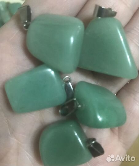 Подвески из камня Хризопраз, Нефрит