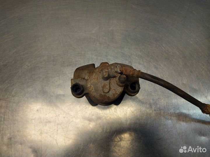 Суппорт передний правый Mazda 3 BL Z6 2011