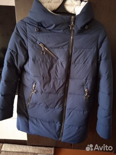 Продам зимнюю куртку.была одета несколько раз