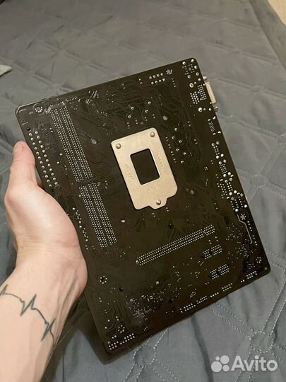 Материнская плата lga 1200