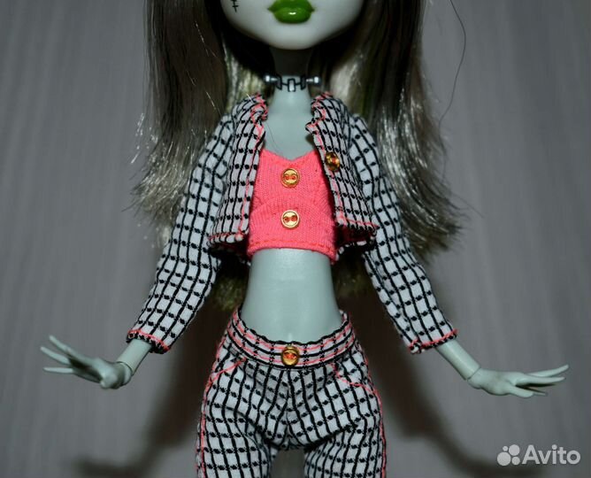 Костюмы брючные для кукол монстер и эвер афтер хай