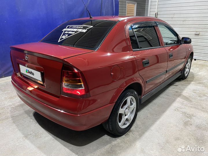 Opel Astra, 2008