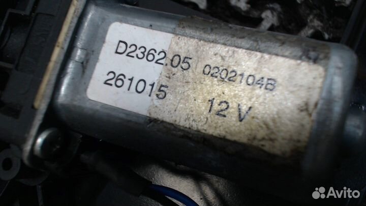 Стеклоподъемник электрический Land Rover Freelande