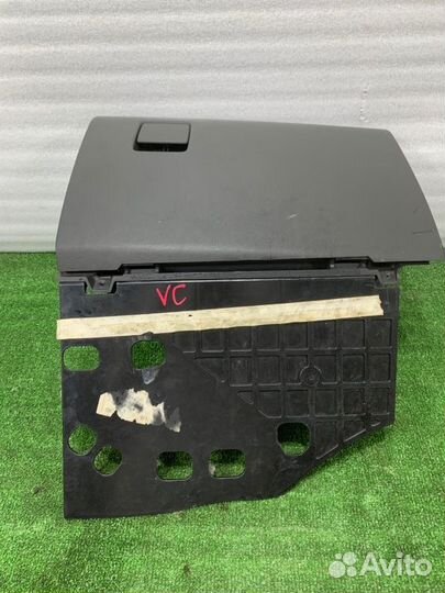 Бардачок Opel Vectra седан Z18XE 2005