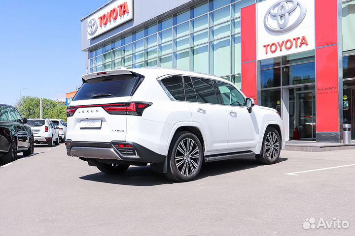 Lexus LX 3.3 AT, 2022