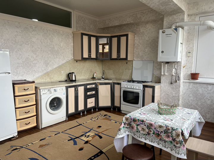 2-к. квартира, 66 м², 4/9 эт.