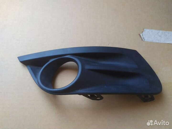 Решётка птф Renault Fluence 2010-2017