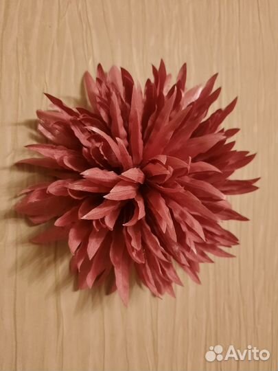 Цветок брошь