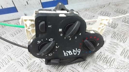 Блок управления печки и климат-контроля dacia loga
