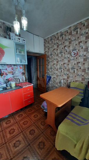 4-к. квартира, 85 м², 5/5 эт.