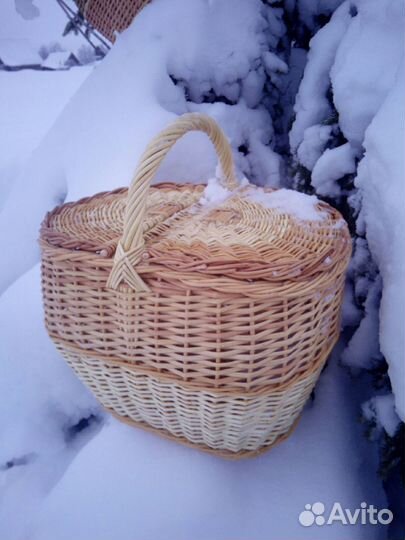 Корзина плетеная с крышками