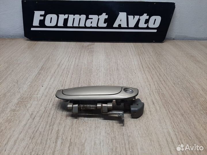 Ручка передняя правая Kia Rio 2