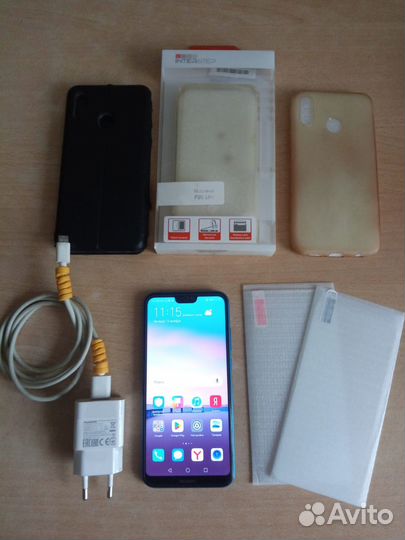 HUAWEI P20 Lite, 4/64 ГБ