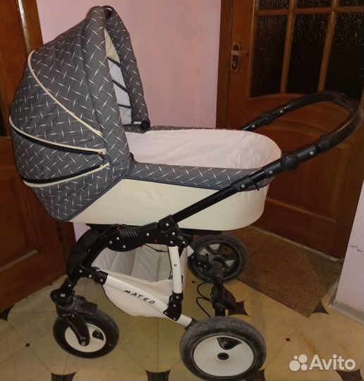 Продам коляску, в которой ребёнок засыпает быстро