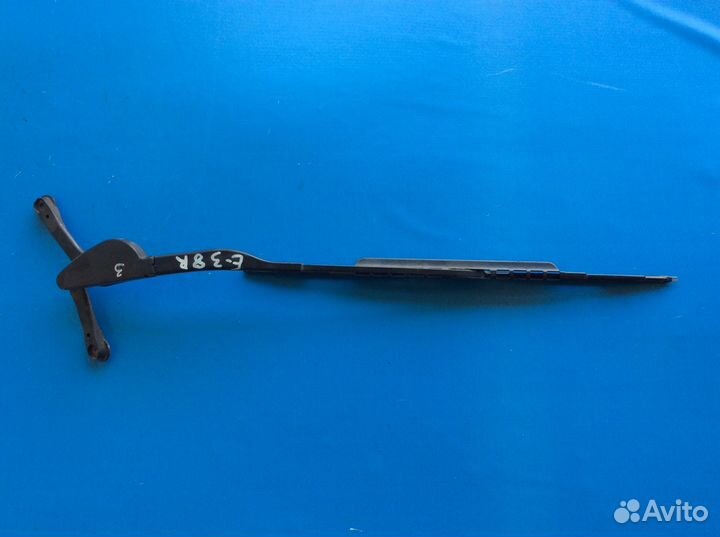 Щёткодержатель правый на BMW E38