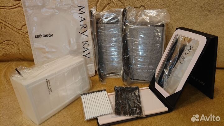 Mary Kay Зеркало набор палетки кисти щёточки новое