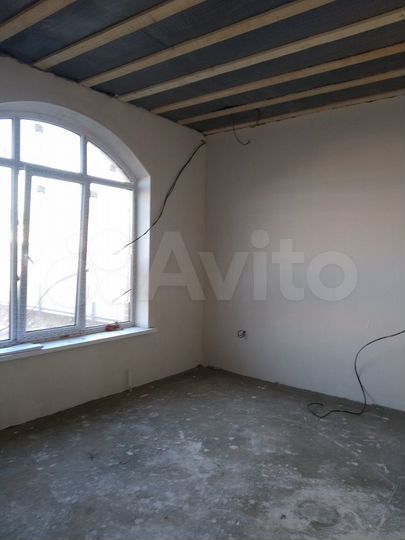 Дом 170 м² на участке 5 сот.