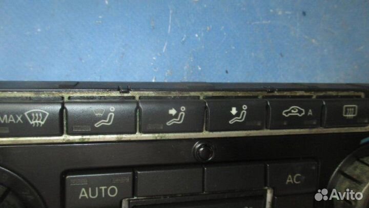 Блок кнопок управления печкой Volkswagen Golf 6