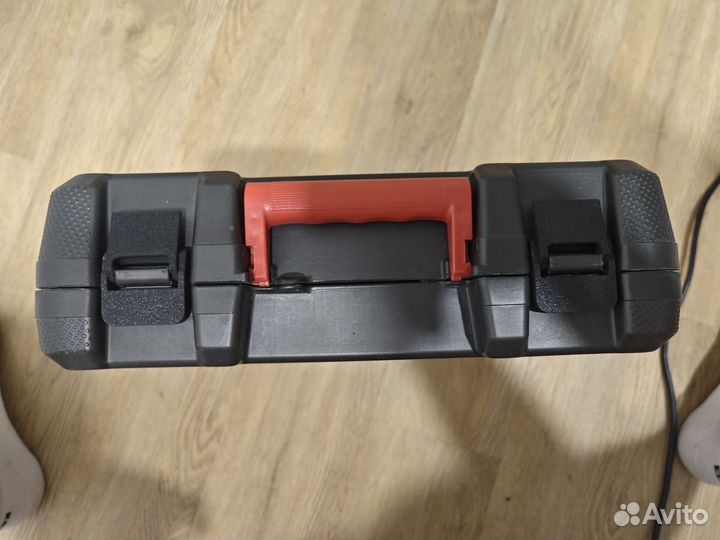 Защёлки для кейса Зубр