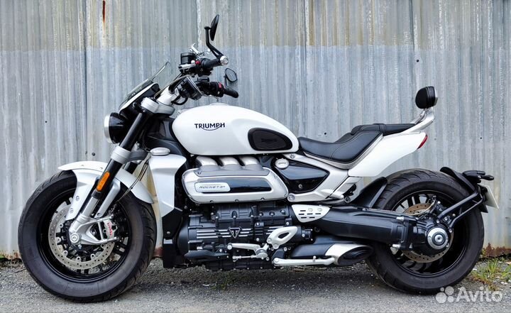 Triumph Rocket 3R Пробег: 5.096км Оценка: 6