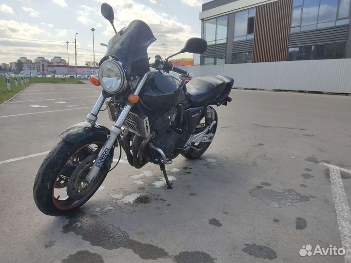 Honda cb 400