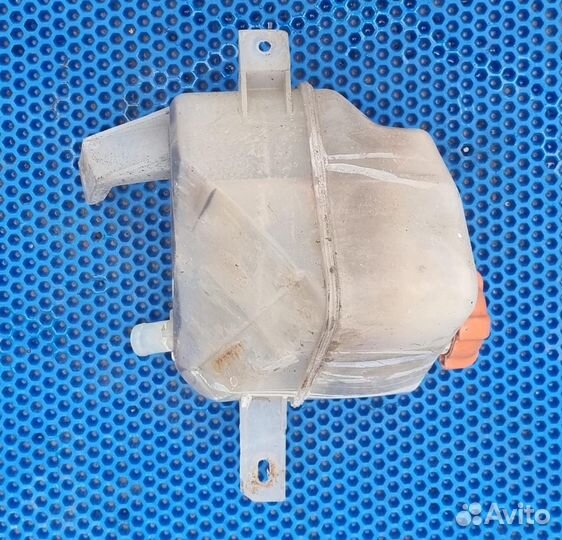 Расширительный бачок LADA kalina 2012