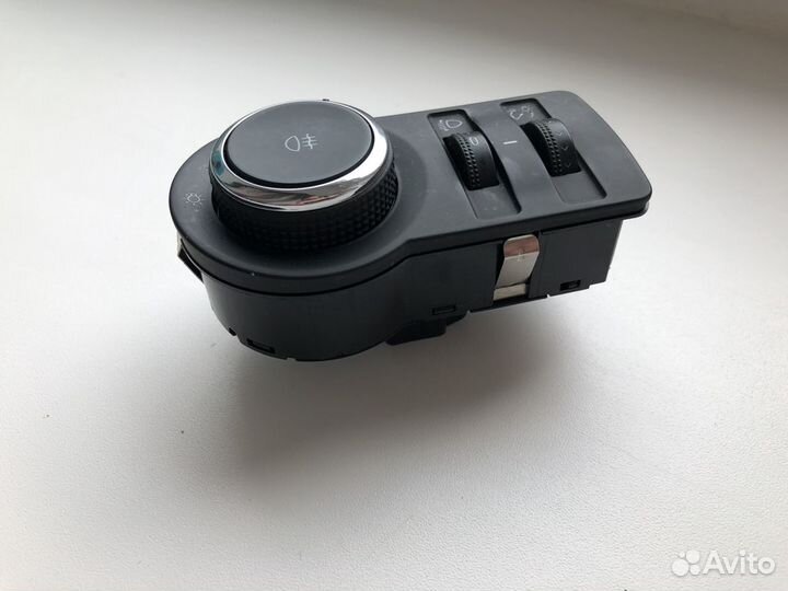 Блок управления светом фар Шевроле Круз