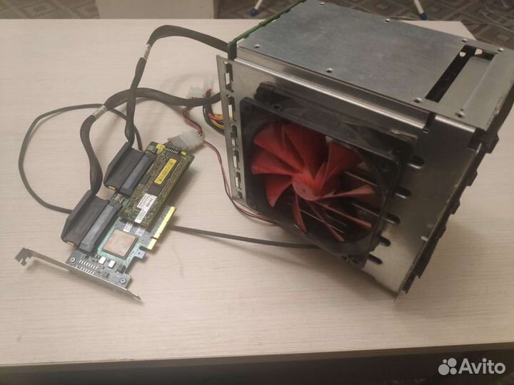 Корзина с HDD на 12 терабайт