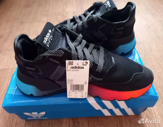 Кроссовки adidas Nite Jogger