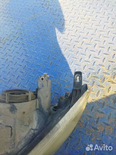 Фара левая LADA granta