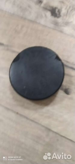 Шайбы для игры в хоккей цена за все