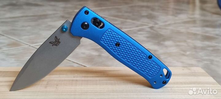 Нож складной Benchmade bugout 535