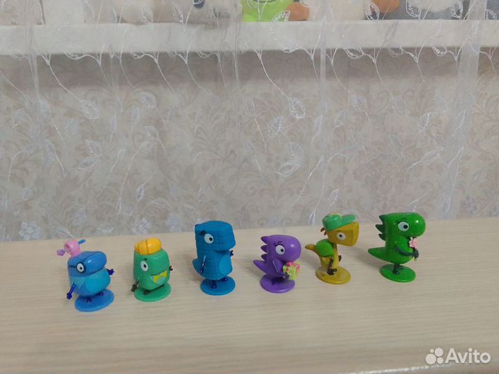 Игрушки из киндера