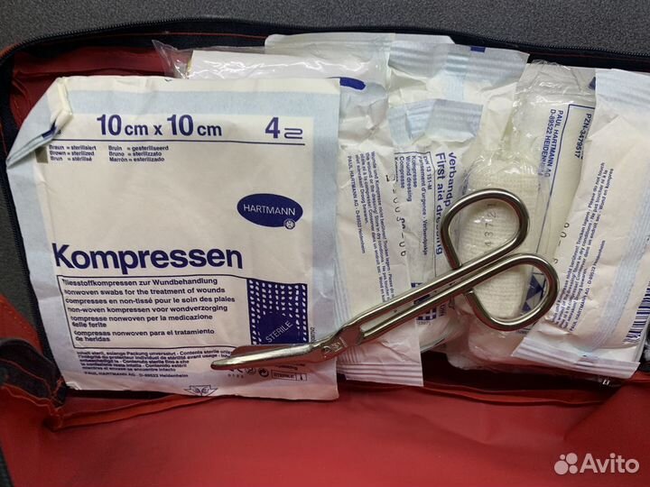 Аптечка Audi, Toyota оригинал