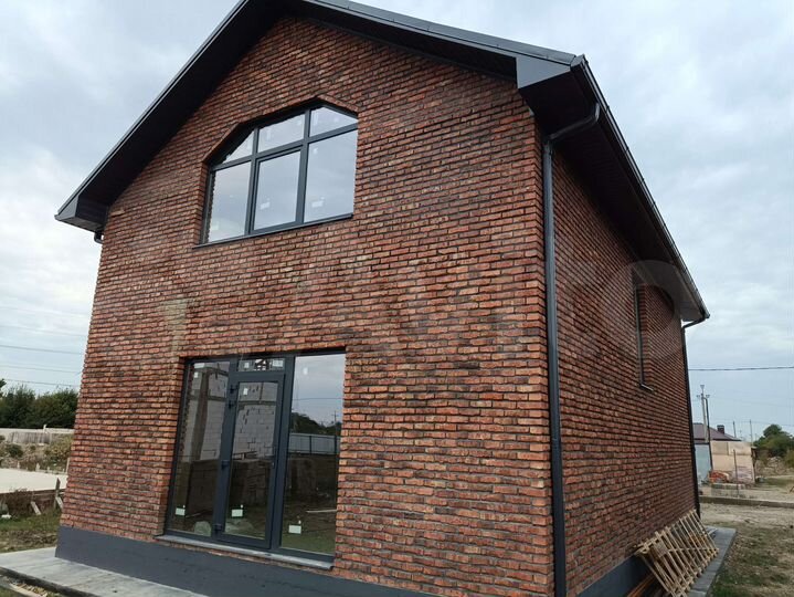 Дом 130 м² на участке 5 сот.