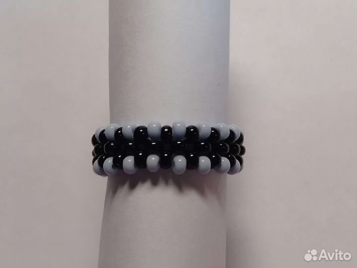 Кольцо из бисера