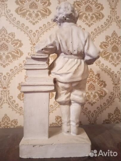 Статуэтки Ленина