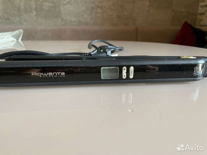 Выпрямитель для волос rowenta
