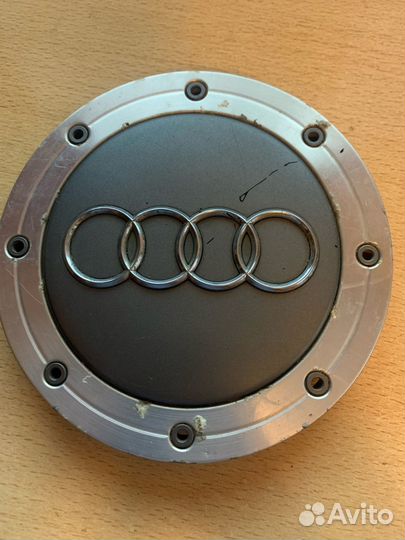 Колпаки на диски Ауди оригинал 4B0 601 165 A